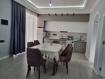 Mənzil kirayələyirəm: 4 otaqlı, 130 kv. m — 17