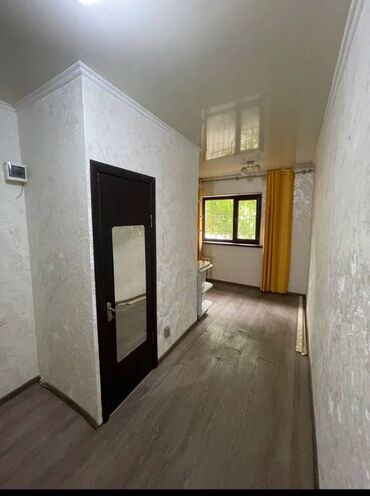 снять квартиру в токмаке запорожская область: 1 комната, 35 м², 105 серия, 1 этаж, Евроремонт