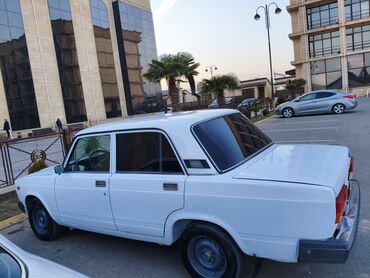 VAZ (LADA): Model: Lada 2107 Kuzov: sedan, ağ rəng Sürətlər qutusu: mexaniki Ön və — 9