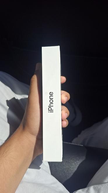 iphone 16e qiymet: IPhone 16e, 128 GB, Qara, Sənədlərlə — 3