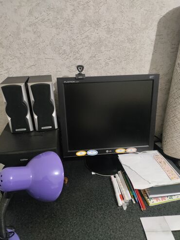 Masaüstü kompüterlər və iş stansiyaları: Bu dəstə LG Flatron L1960TR modeli monitor, 2.1 səs sistemi — 3