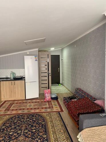 продажа квартир бишкек: Продается 1- комнатную квартиру на берегу озеро Ысык-куля площадь
