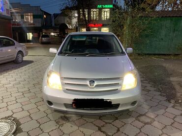 тойота в рассрочку: Toyota ist: 2003 г., 1.3 л, Автомат, Бензин, Хэтчбэк