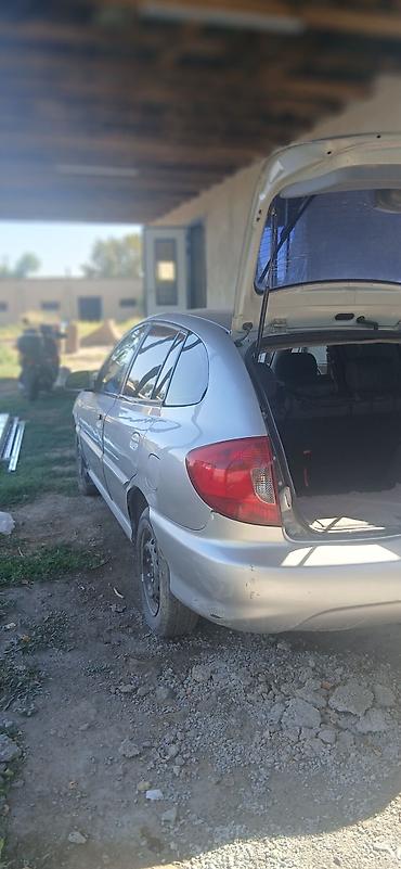 алмашаи: Kia Rio: 2004 г., 1.5 л, Механика, Бензин, Универсал — 6