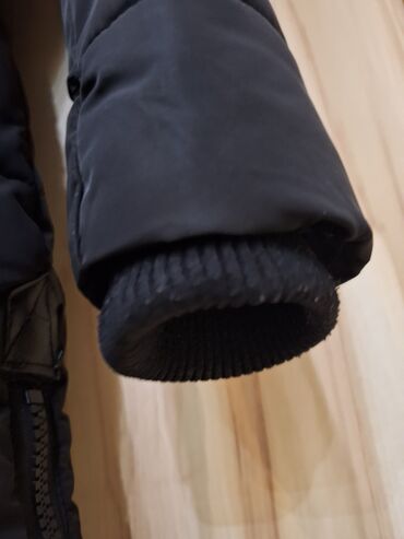 Zimske jakne: S (EU 36), Jednobojni, Sa postavom, Veštačko krzno — 9