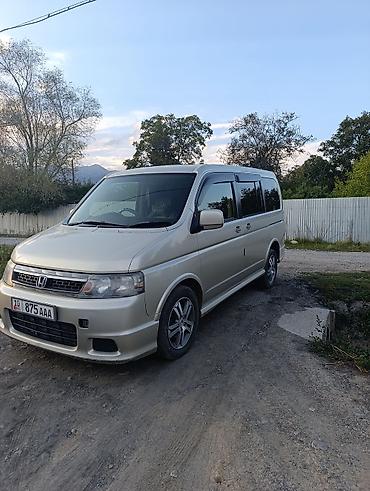 Honda Stepwgn: 2004 г., 2.4 л, Автомат, Бензин, Минивэн