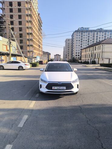 машина электирик: BYD Song Plus: 2022 г., 0.1 - engine capacity л, Робот, Электромобиль, Хетчбек