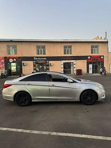 byd e6: Hyundai Sonata: 2011 г., 2 л, Автомат, Газ, Седан — 4
