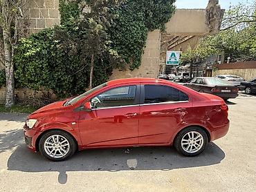 aveo ucun: Chevrolet Aveo sedan – qırmızı rəng Xüsusiyyətlər və komplektasiya: - — 7