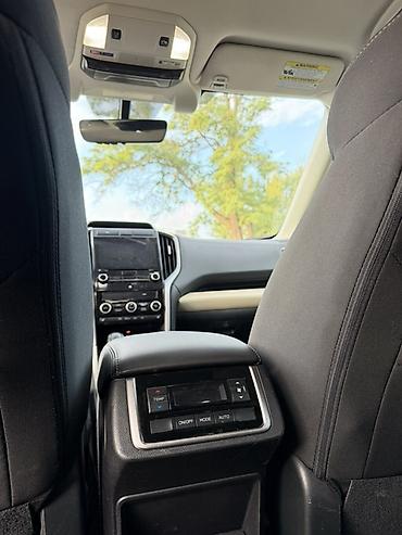 Subaru: Subaru Ascent: 2019 г., 2.4 л, Вариатор, Бензин, Кроссовер — 23
