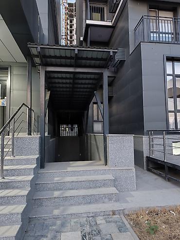 кушета: Аренда кабинетов в салонах красоты, 22 м², Для лешмейкера — 3
