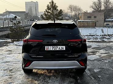 Toyota: Toyota Highlander: 2021 г., 3.5 л, Автомат, Бензин, Кроссовер — 4