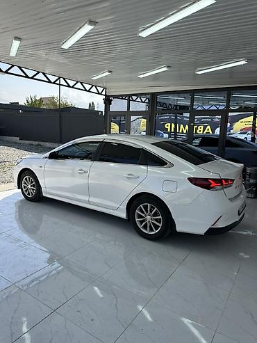 byd 2: Hyundai Sonata: 2018 г., 2 л, Автомат, Газ, Седан — 2