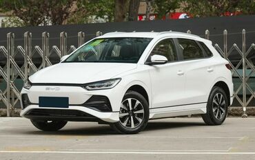 той машина: BYD E2 2025 Запас хода 400 Лед фары Топовая полная комплектация В