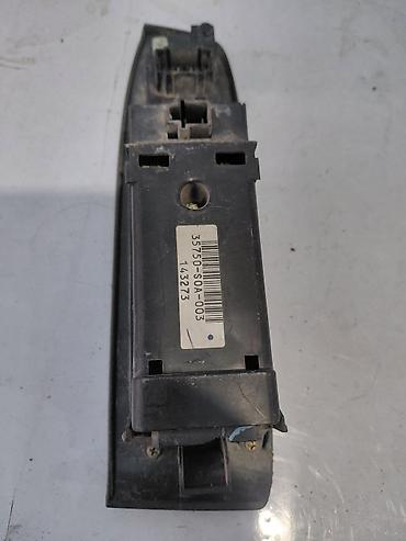 step wgn: Сenter console Honda 2000 г., Б/у, Оригинал, Япония — 3
