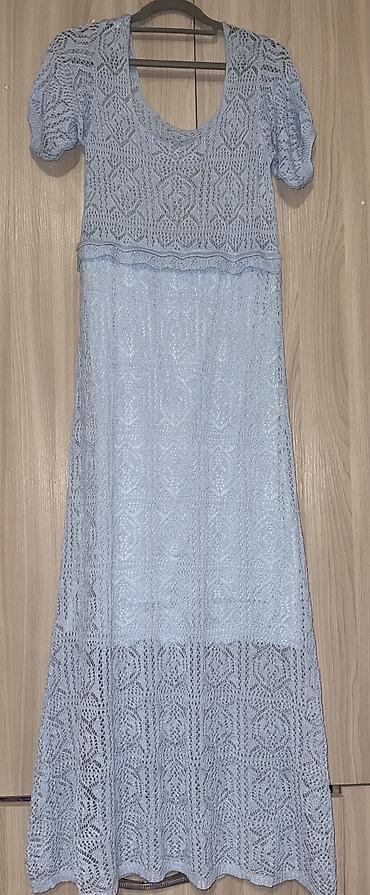 light blue: Ажурное длинное платье, можно и надеть на купальник и на пляж. Размер — 2