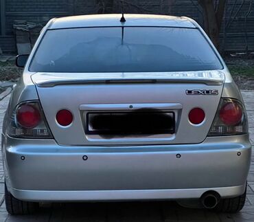сиденья некся: Lexus IS: 2001 г., 2 л, Автомат, Бензин, Седан