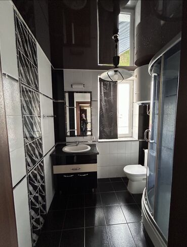 Долгосрочная аренда домов: 310 м², 9 комнат — 25