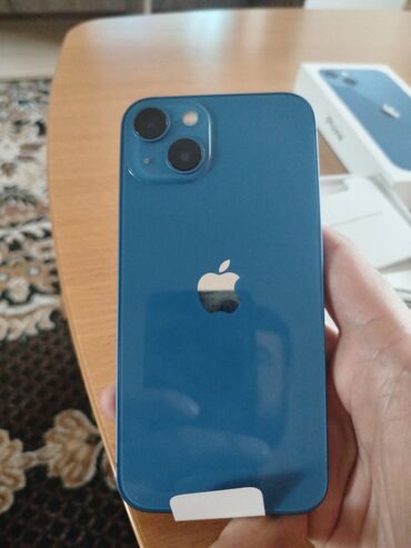 Apple iPhone: IPhone 13, Новый, 128 ГБ, Синий, Кабель, Коробка, 95 %