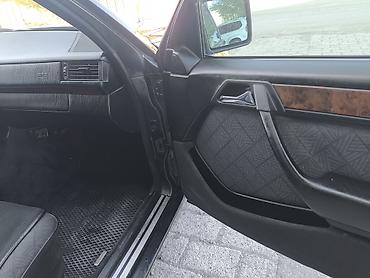 Mercedes-Benz E-Class: 1994 г., 2.2 л, Кол менен иштөөчү, Бензин, Седан lalafo.kg да — 4 Mercedes-Benz E-Class: 1994 г., 2.2 л, Кол менен иштөөчү, Бензин, Седан — 4