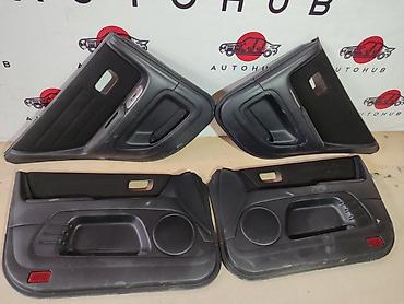 накладки на двери: Обшивка дверей TOYOTA Altezza SXE10 2 2003 (б/у) — 1
