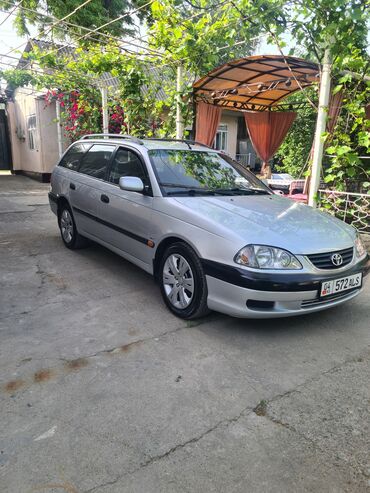 ош машина базар: Toyota Avensis: 2001 г., 1.6 л, Механика, Бензин, Универсал