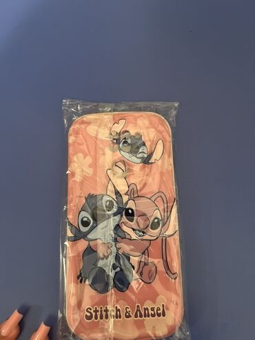 xiomi pad 6: Çəhrayı rəngdə, üzərində "Stitch & Angel" personajlarının təsviri