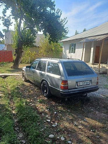 Продажа авто: Mercedes-Benz E-Class: 1990 г., 2.3 л, Механика, Бензин, Универсал — 4