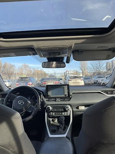 Toyota: Toyota RAV4: 2019 г., Кроссовер — 14