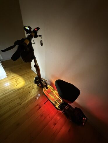 Elektrikli samokatlar: Elektrik samokat 10", 351 - 500 Vt, > 45 km/s — 3