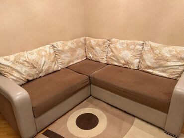 heydər əliyev şəkilləri: Künc divan