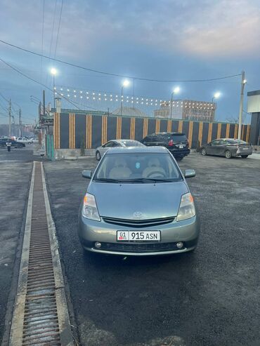 тайлта приус: Toyota Prius: 2005 г., 1.5 л, Вариатор, Гибрид, Хэтчбэк