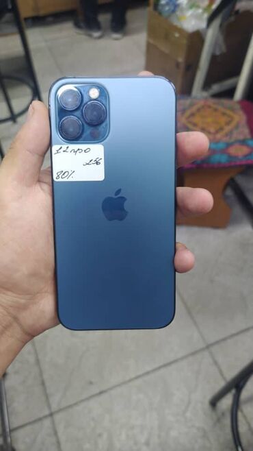 Apple iPhone: IPhone 12 Pro, Б/у, 256 ГБ, Pacific Blue, Защитное стекло, 80 %