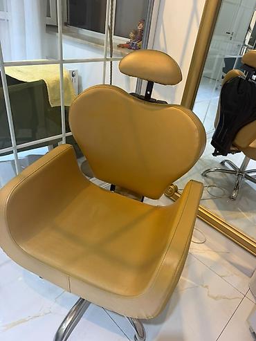 Salon kreslosu ela veziyyetde 150azn təcili satılır ünvan İnqlab lalafo.az -da Salon kreslosu ela veziyyetde 150azn təcili satılır ünvan İnqlab