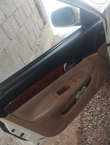 Daewoo: Daewoo Magnus: 2000 г., 1.8 л, Механика, Бензин, Седан — 8