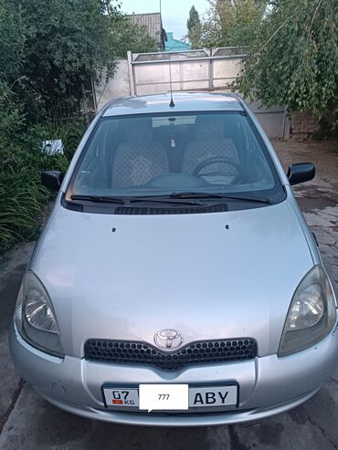 Транспорт: Toyota Yaris: 1 л | 2003 г