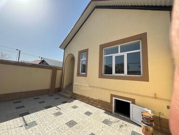 qax saharinda evlarin satisi: Savalan 3 otaqlı, 85 kv. m, Kredit var, Yeni təmirli