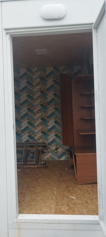 Konteynerlər: Satılır: Prefabrik/panel ev-konteyner • Korpus: Sendviç panel — 10