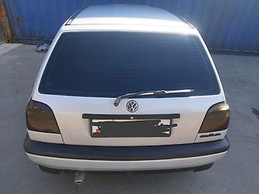 Продажа авто: Volkswagen Golf: 1994 г., 1.6 л, Механика, Бензин, Хэтчбэк — 3