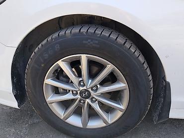 Продажа авто: Hyundai Sonata: 2017 г., 2 л, Автомат, Газ, Седан — 4
