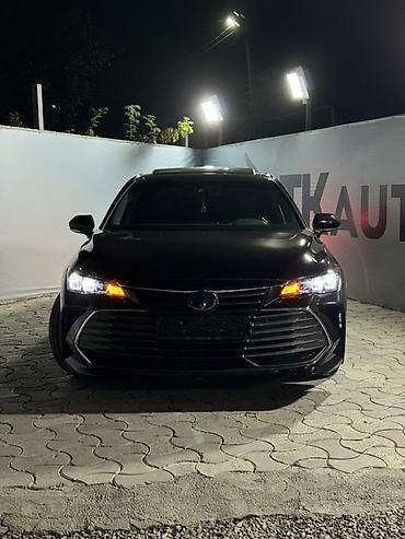 тайота аванте: Toyota Avalon: 2019 г., 2.5 л, Вариатор, Гибрид, Седан — 1