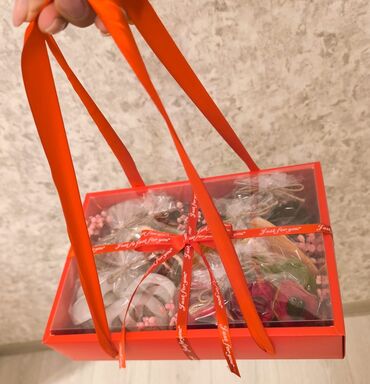 Hədiyyə bağlamaları: Hədiyyə qutusu, rəng - Qızılı, Ödənişli çatdırılma — 6