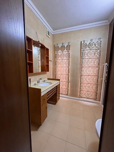 Үйлөрдү сатуу: 6 бөлмө, 350 м², 7 соток, Бишкек, Джал ооруканасы Кыймылсыз мүлк агенттиги — 4