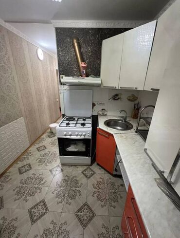 Продажа квартир: 2 комнаты, 43 м², 104 серия, 2 этаж, Косметический ремонт