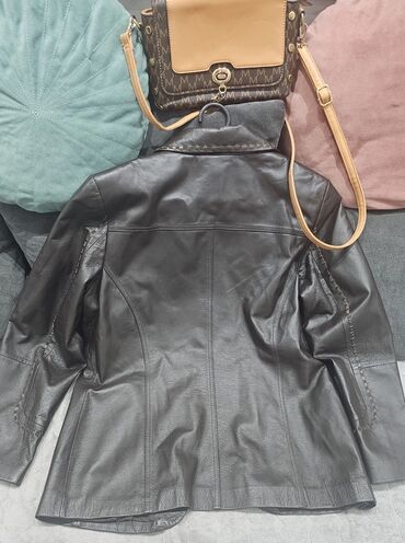 Ostale jakne, kaputi, prsluci: Ženska kožna jakna + torbica (cena u kompletu) Kožna jakna: - — 11