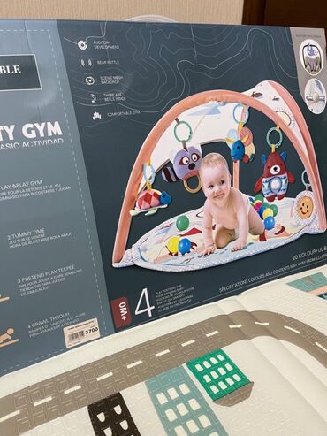 детские интерактивные игрушки: Продаю интерактивный коврик для детей от рождения. Б/у, состояние