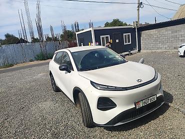 Changan: Changan Qiyuan Q05: 2026 г., Автомат, Электромобиль — 3