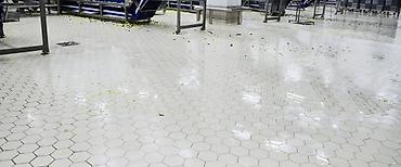 Резиновая плитка: Устойчивый к самым высоким нагрузкам, чрезвычайно прочный, невероятно — 11