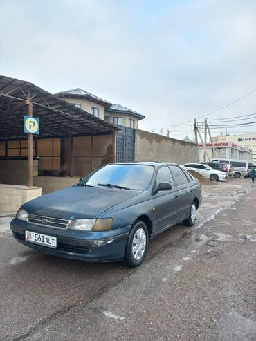 Toyota: Toyota Carina E: 1992 г., 2 л, Механика, Газ, Хэтчбэк