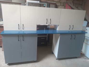 бу кухонный гарнитур в бишкеке: Tecili satlir mebil tezedir ölcu 2.25 işkaflarin yerin rahat deyşe